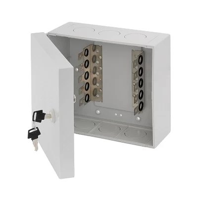 Бокс настенный распределительный, на 5 плинтов NIKOMAX ESSENTIAL NMC-WBPL5-PK