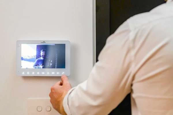 Плюсы видеодомофонов: безопасность и удобство в вашем доме