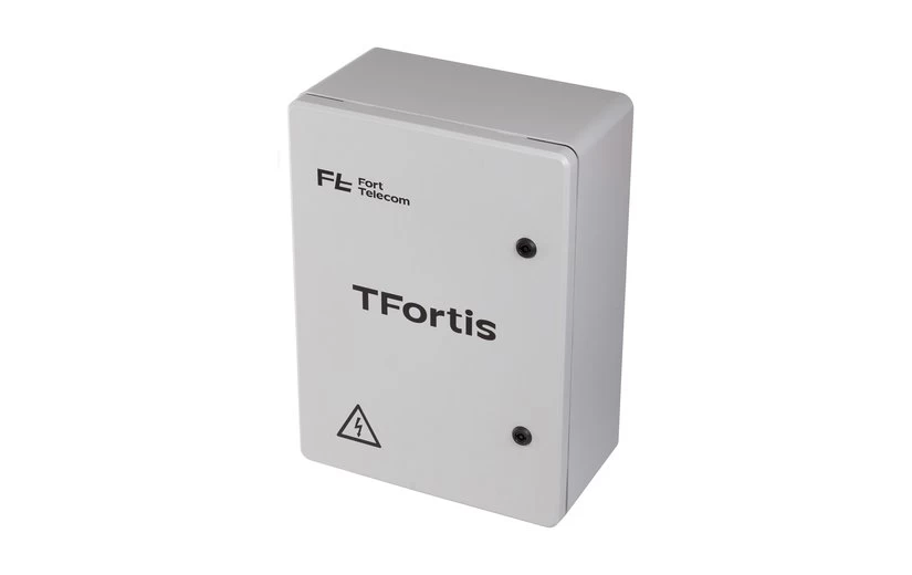 6 портовый уличный узел связи TFortis PSW-2G+UPS-Box
