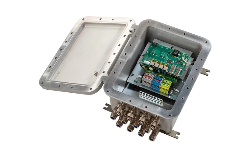 6 портовый уличный узел связи TFortis PSW-2G+Ex