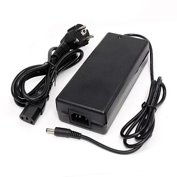 6 портовый неуправляемый коммутатор с PoE AMATEK AN-S6P4M